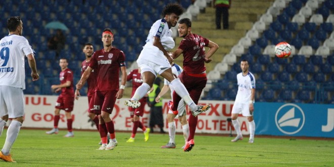 FOTO / IMAGINI DIN REPRIZA II – A  A  MECIULUI PANDURII TÂRGU JIU – CFR CLUJ  17.08.2015