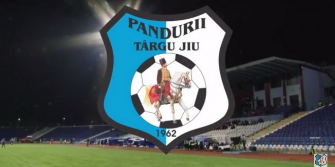 PANDURII TV / PANDURII TÂRGU JIU INVITĂ SUPORTERII PE STADIONUL MUNICIPAL DIN SEVERIN