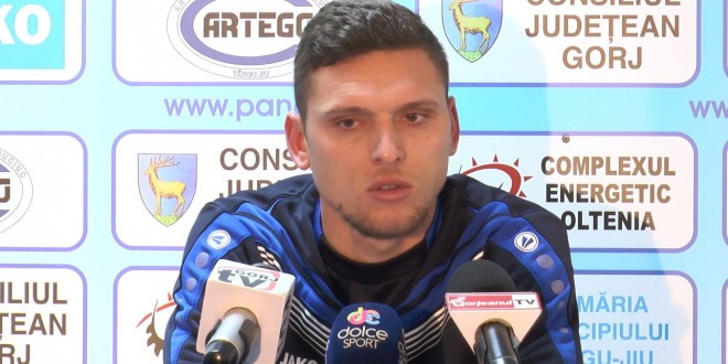 PANDURII TV / VIOREL NICOARĂ: „Ne dorim să câştigăm meciul cu Astra, cu un punct sau trei puncte suntem în play-off!”