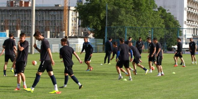 FOTO / PRIMUL ANTRENAMENT DUPĂ REUNIREA ECHIPEI PANDURII 14.06.2015