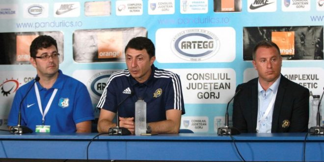 PANDURII TV / CONFERINŢĂ DE PRESĂ A CLUBULUI MACCABI TEL AVIV, TURUL TREI PRELIMINAR EUROPA LEAGUE, ANTRENOR SHOTA ARVELADZE