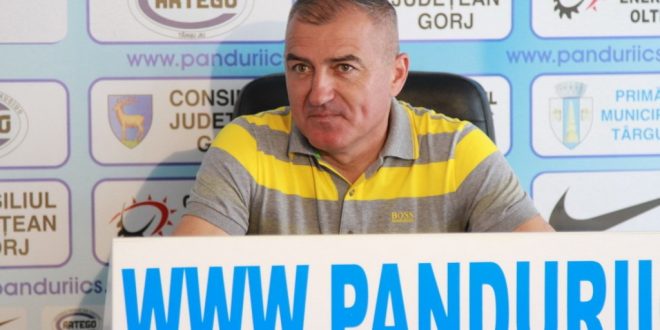 PANDURII TV / CONFERINŢA DE PRESĂ A ANTRENORULUI PETRE GRIGORAŞ PENTRU MECIUL PANDURII – STEAUA, 24.08.2016