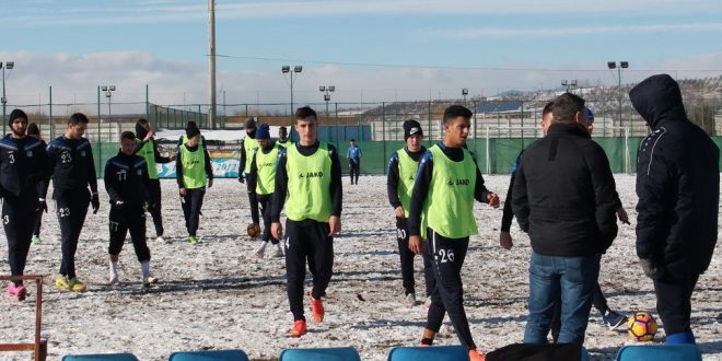 PANDURII TV / ANTRENAMENT PANDURII TÂRGU JIU STADION MUNICIPAL TÂRGU JIU 14 01