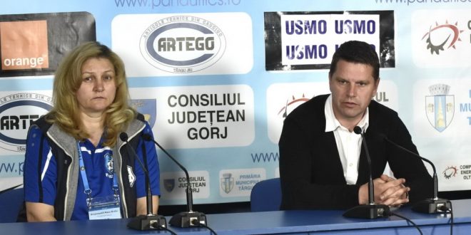 PANDURII TV / CONFERINŢA DE PRESĂ A ANTRENORULUI FLAVIUS STOICAN, MECI PANDURII  TÂRGU JIU – FC VOLUNTARI